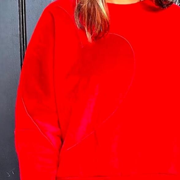 Pull bimatière coeur rouge