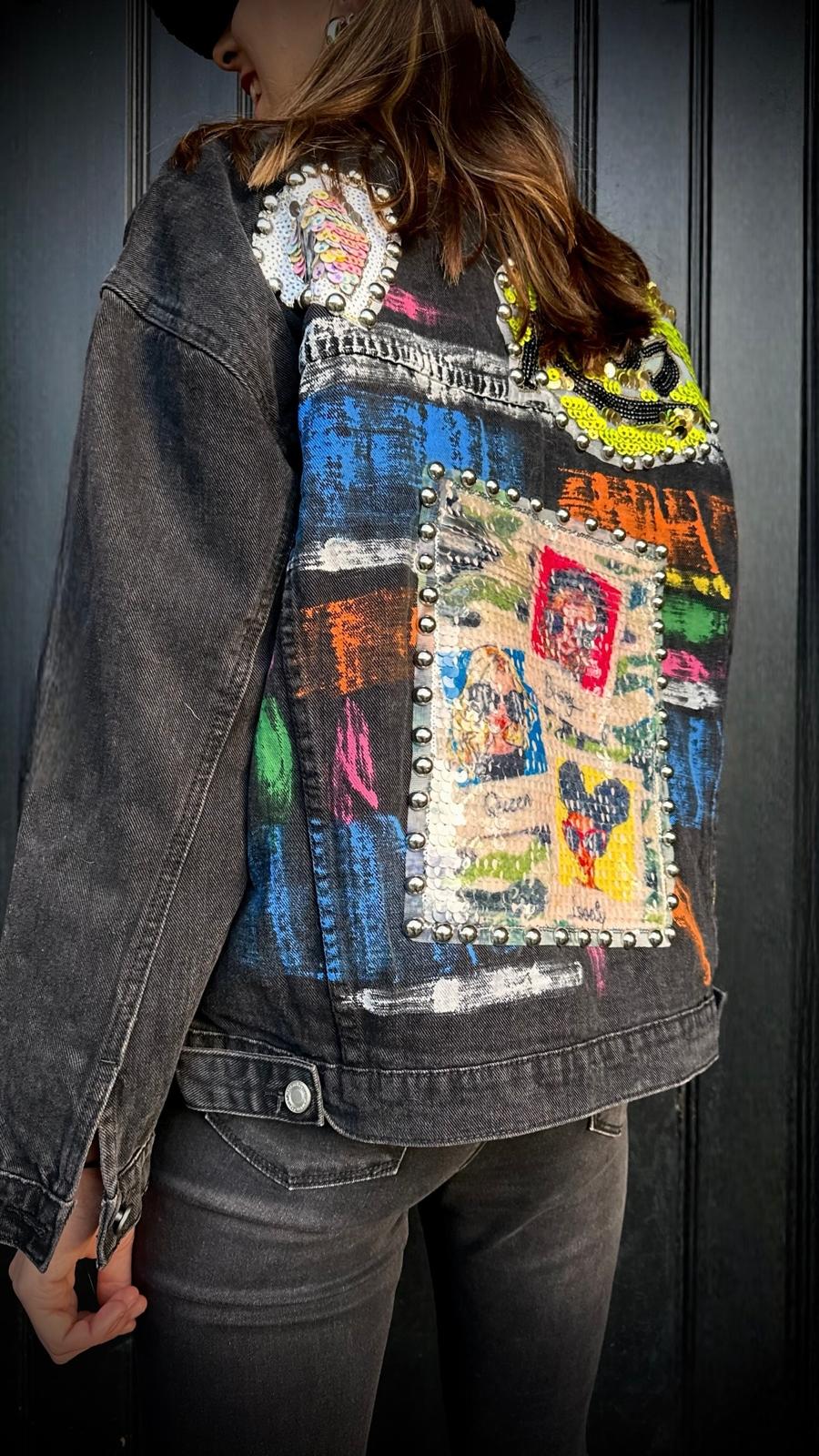Veste Noire Tags